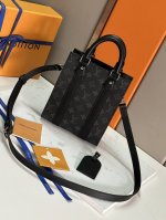 Developed with premium original design and featuring all-steel hardware, the Sa