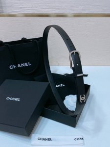 Chanel Cc Calfskin, Classic Pin Buckle, Metal Logo, Soft And Smooth, 2.0 Cm, Pre