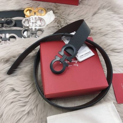 This Ferragamo belt features a modern take on the classic Gancini buckle. Doubl