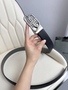 Balenciaga Width 3.5Cm It Is A French Luxury Brand And One Of The Most Influenti