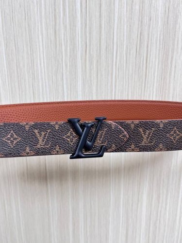 Flowergram Reversible Belt: This belt combines Monogram canvas and Monogram embo