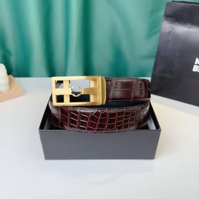 Brand: Montblanc's new imported calfskin leather, with a delicate and soft feel