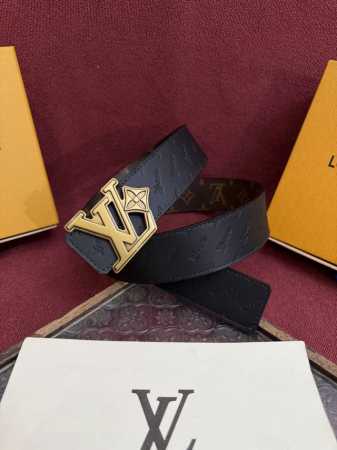 Lv Dimension 4.0 reversible belt introduces classic style to a fresh design. The - Click Image to Close