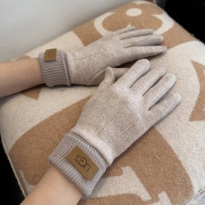 Ugg2025 Wool gloves are worth comparing with similar products of different quali