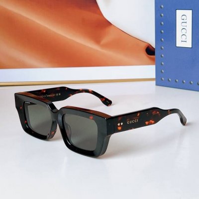 Gucc* Model: Gg1529S Size: 54 ports 18-145 DDD