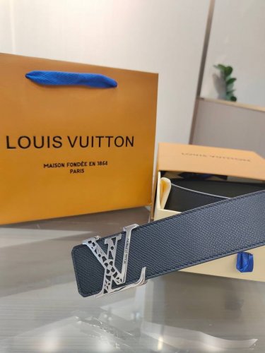 Special Louis Vuitton Men's Belt: Classic Original Single-Piece Quality, Paired