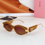 Miu Mi* Model:Mu130Av Size: 52 ports 17-142 DDD