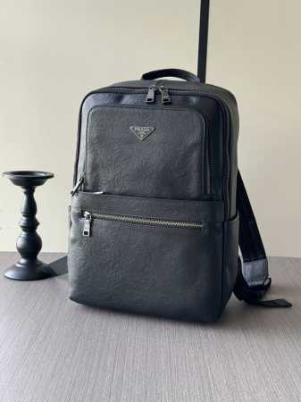 The latest and hottest Prada handbags are shipping in bulk. We won't boast about - Click Image to Close