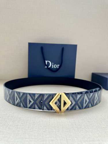 Width 4.0Cm This Belt Buckle Features The New Cd Diamond Logo And Is Carefully C