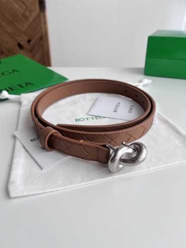 Bv 2025 latest women's braided belt, pure handmade Intreccio large plaid braided