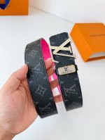 Product Name: Louis Vuitton Belt - Original Single Belt Model: Hook, Classic Pur
