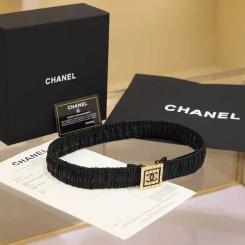 Chanel Cc square resin white and black logo square brass logo buckle calfskin si