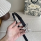 Dior new belt, made of fine top layer leather, soft to the touch, comfortable an