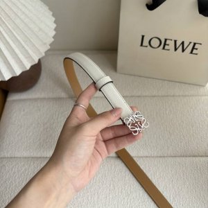 High-volume release: Loewe pebbled leather belt. Anchor buckle, 2.0cm wide, five