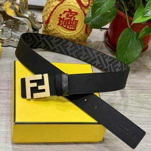 Fendi boutique style, 4.0cm wide, double-ring reversible belt with snap fastener