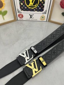 Lv*Louis Vuitton 2025Fw Spring and Summer New Round Neck T-shirt for Outerwear,