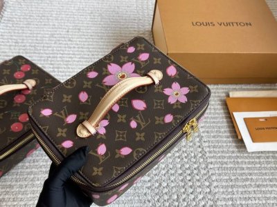 With boxSize:23*17Cm ~Business trip! Travel! Super convenient! All cosmetics can