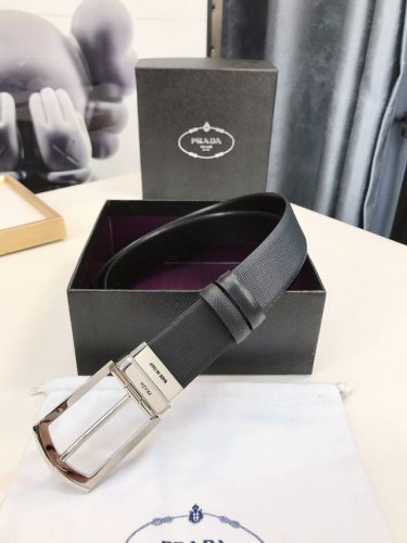 Prada. Due To The Different Shades Of Color On Both Sides, This 3.4 Cm Wide Reve