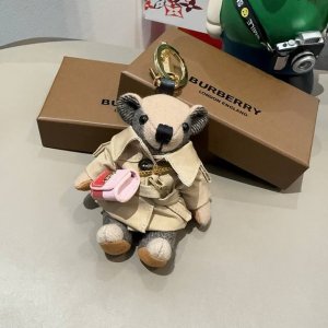 Burberry OEM P bear pendant, Burberry trench coat bear crossbody Mini bag keycha