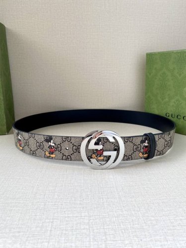 Width 4.0Cm Gucci Double-Sided Belt, One Side Is Gg Supreme Canvas With Mickey P