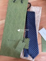 Gucci men's tie series double G jacquard tie Gg dark pattern, rare use of classi