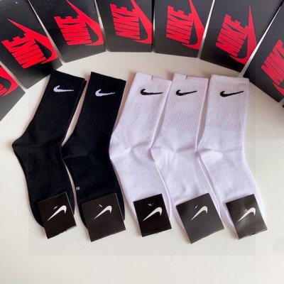 Special Packaging Nike New Classic Mid-Length Slouch Socks! Five pairs per box,