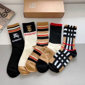 5 pairs per box with packaging Burberry super popular item, unisex socks, pure