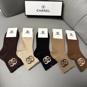 Special Chanel Chanel Chanel new women's socks, a box of five pairs of pure cot