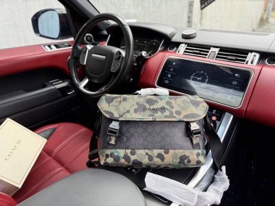 A new high-end Coach shoulder bag. Coach League 36 messenger bag in classic mono