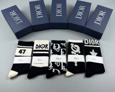 Special Offer: Dior Women's Mid-Calf Socks, 5 pairs per box. Made of pure cotton