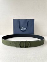 Width 3.5Cm Dior's belt buckle is crafted from stainless steel with a navy green