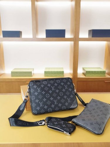 Louis Vuitton official website synchronized high version crossbody shoulder bag