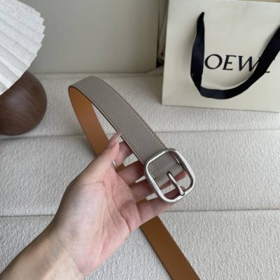 Special Loewe new soft grain leather belt, round buckle, 3.2cm wide, five-hole a