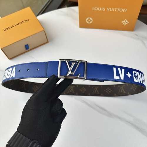 Original packaging. This season's new L0Uis Vuitt0N collaboration belt is a 40mm