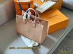 with packaging Size: 34*26Cm L's Onthego shopping bag New sand color, more vers