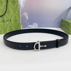 Gucci 3.0Cm belt, crafted from premium coffee-grain leather with a Cc embossed f