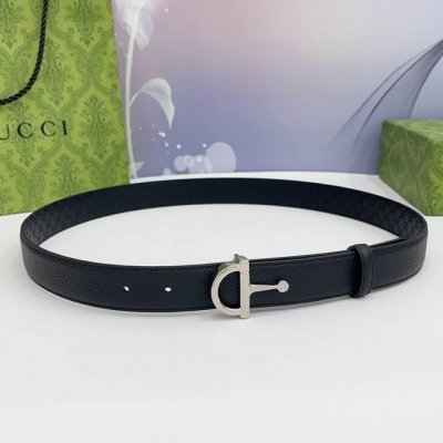 Gucci 3.0Cm belt, crafted from premium coffee-grain leather with a Cc embossed f