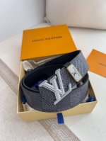 Product Name: Lv..Louis..Vuitton Belt Original Single Model: Hook, Classic Pure