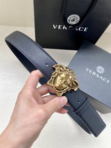 Versace Width 3.8Cm This stylish belt is crafted from grained calfskin leather a