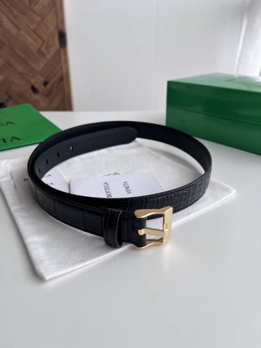 -Bv 2025 new women's crocodile pattern belt Italian crocodile pattern leather wi