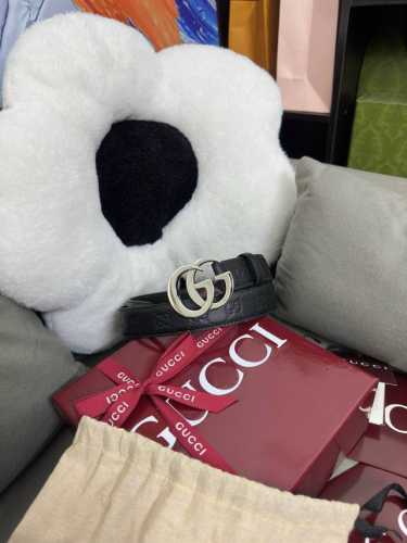 Gucci Aad5L Versatile Black Gg Embossed 3.0Cm Flat Gg Buckle