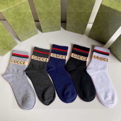 Specially packaged Gucci new mid-calf socks! Five pairs per box, same style as i