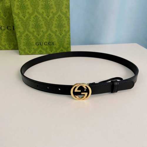 Gucci double-faced calfskin belt width 2.0cm, exquisite brass hardware is the f