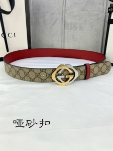 Width 4.0cm Gucci double-sided belt, one side is Gg Supreme canvas, the other si