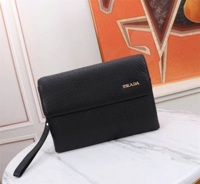 Top-quality, original, latest Prada single-handle bag with combination lock. Mad