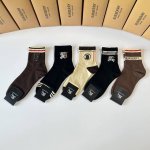 Special counter packaging Burberry's new mid-length stacked socks! Five pairs pe
