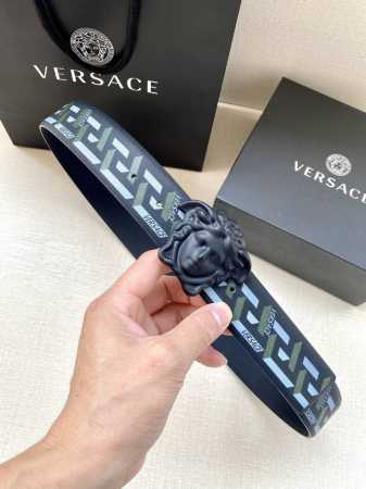 Width 4.0Cm Versace Palazzo belt is made of cowhide leather and decorated with L - Click Image to Close