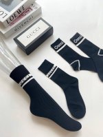 comes with packaging DDD. 2 pairs per box. DDD. Gucci classic logo cotton mid-c