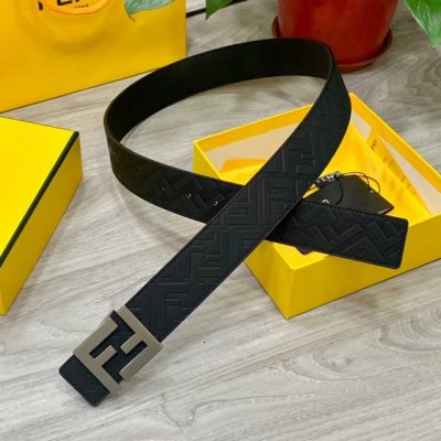 Fendi Fendi counter same style wide 40mm logo shape wide belt. Original pin buck