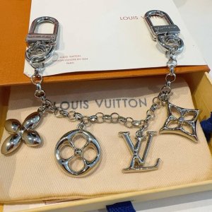 Lv Keychain Bag Charm Gold & Silver M01188 Spring Street Chain Bag Charm transfo
